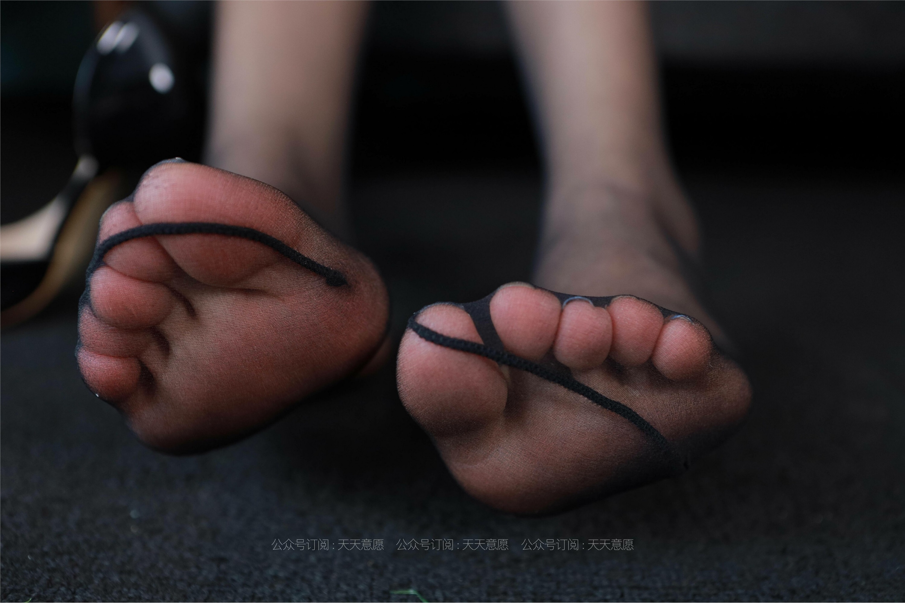 IESS异思趣向 - 模特：西瓜《美腿细长直》